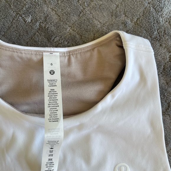 Lululemon V-Wasit Cropped Tennis Tank White Size 6 - Picture 4 of 5